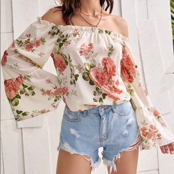 🆕LAST ONE!🛍 Ivory Gardens Off the Shoulder Top - Picture 4 of 4